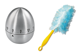 Eggklokke og støvkost.